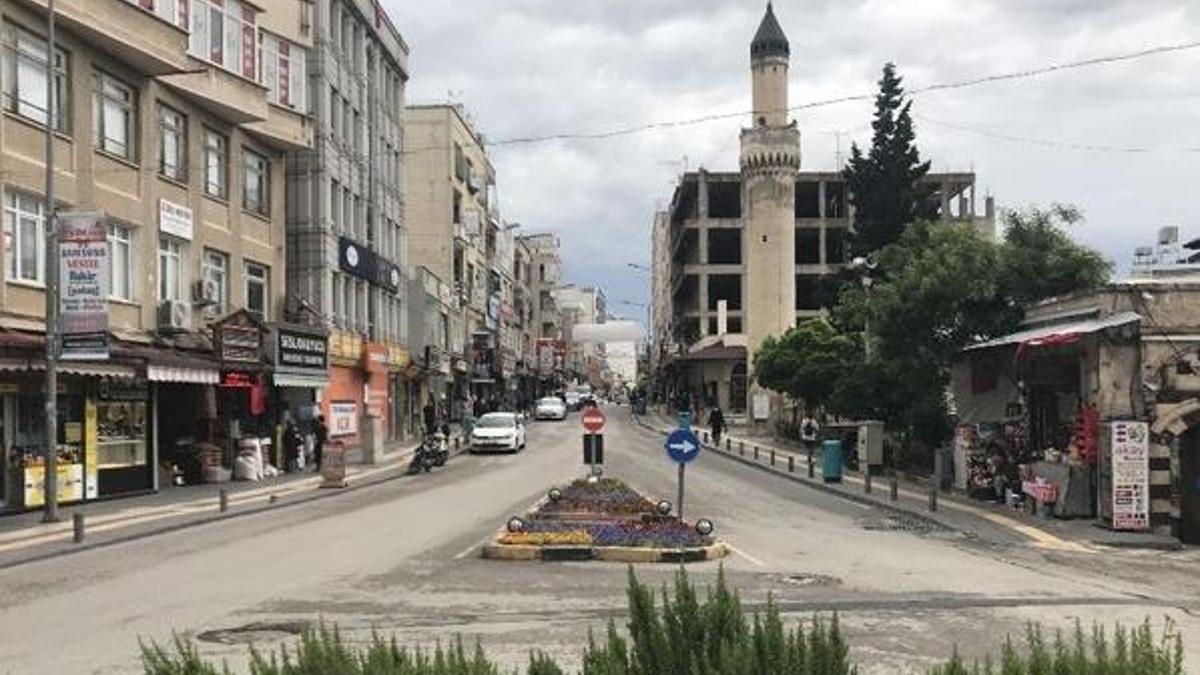 Vakalar hızla artıyor! Bir sokak karantinaya alındı