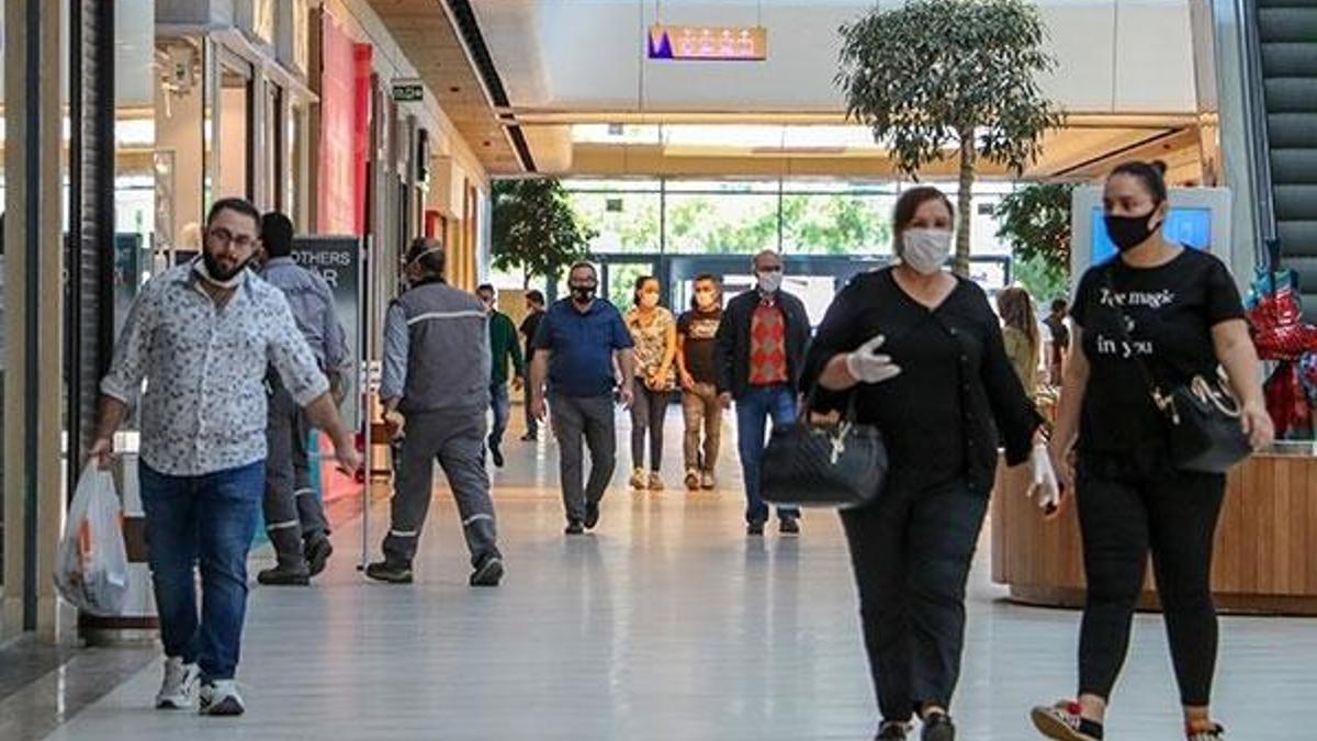AVM'lere giren kişi sayısı belli oldu! Şoke eden rakam...