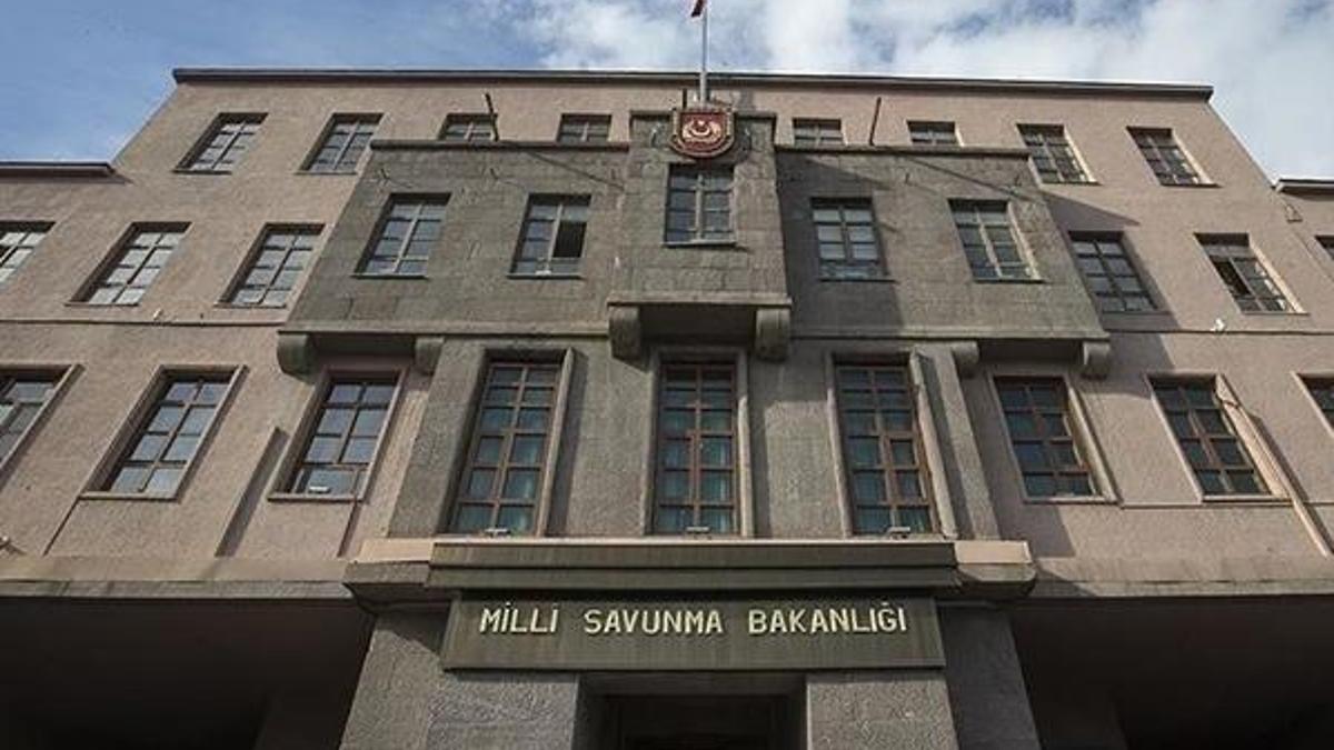 MSB: Hakkari, Ağrı, Hatay ve Şanlıurfa'da 14 kaçakçı yakalandı