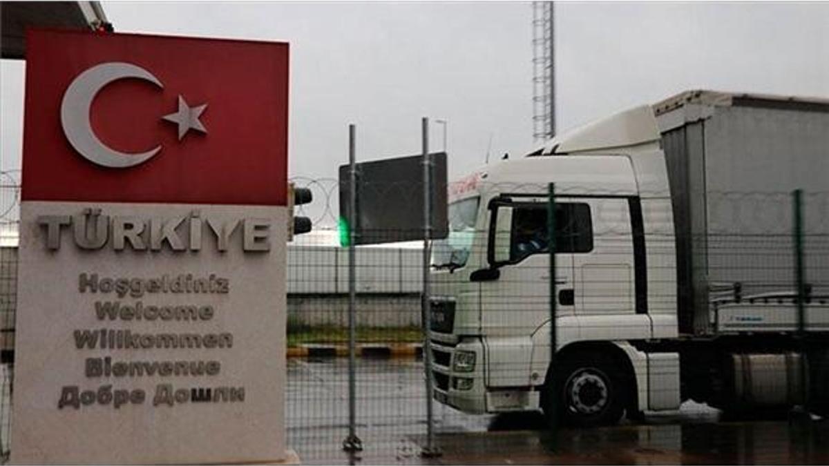 Dereköy Sınır Kapısı giriş ve çıkışlara açıldı