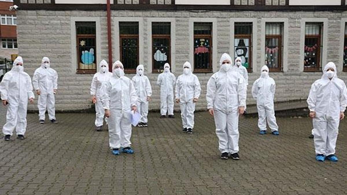 110 kişilik her evden bir kişiye test yapmaya başladı!
