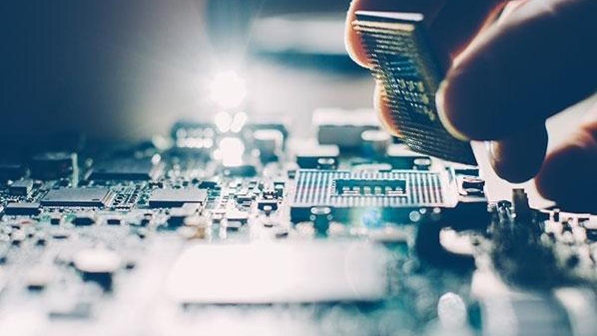 E-dönüşüm sektörü pandemide yüzde 15 büyüdü