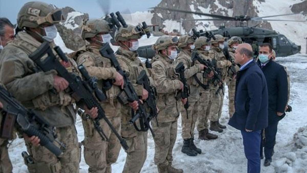 İçişleri Bakanı Soylu asker ailelerinin bayramını kutladı
