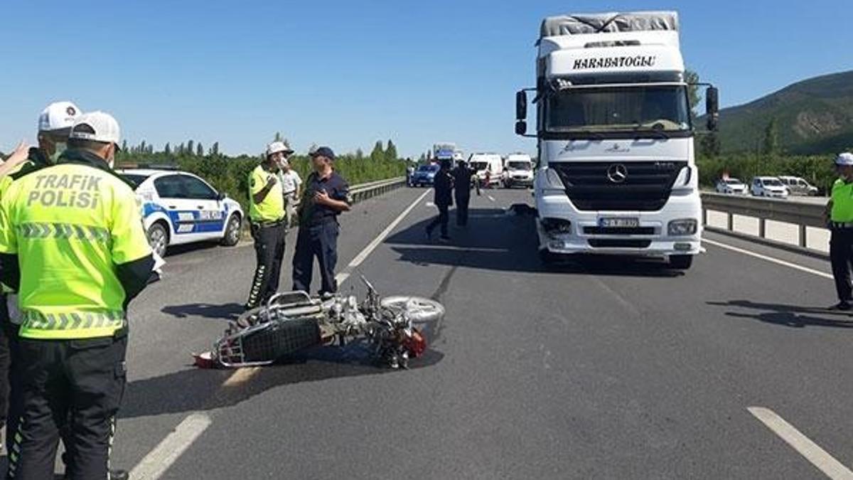 TIR'ın çarptığı motosikletteki çift öldü