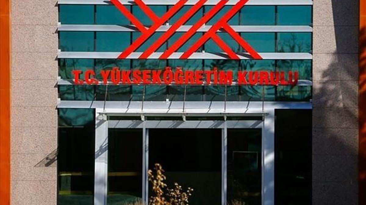 YÖK'ten flaş sınav açıklaması! Sorular rastgele seçilecek, tarayıcı kilidi olacak