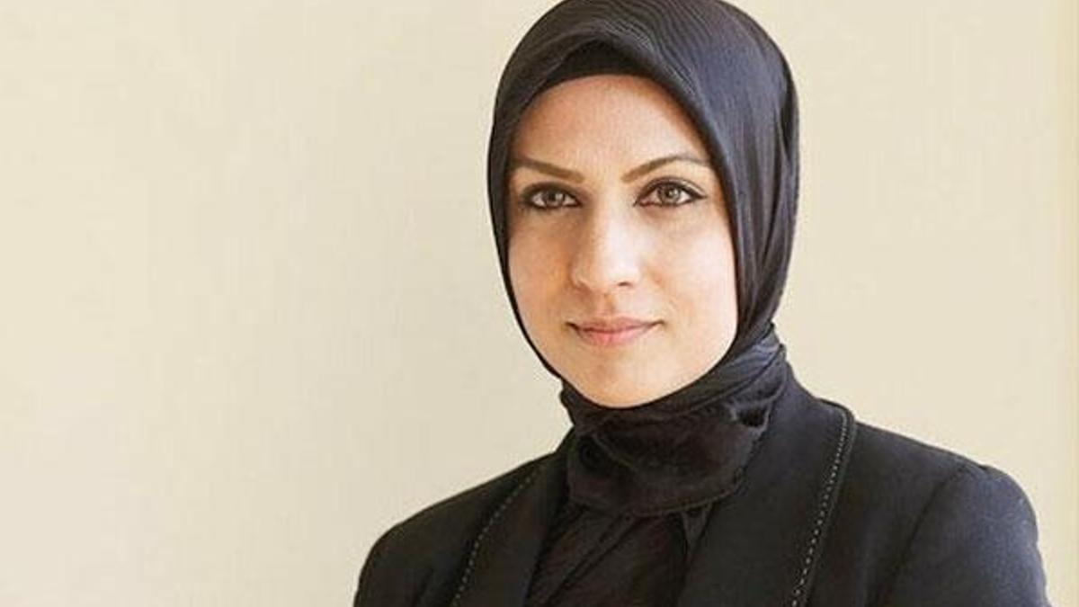 İngiltere'de ilk kez başörtülü bir kadın hakim oldu