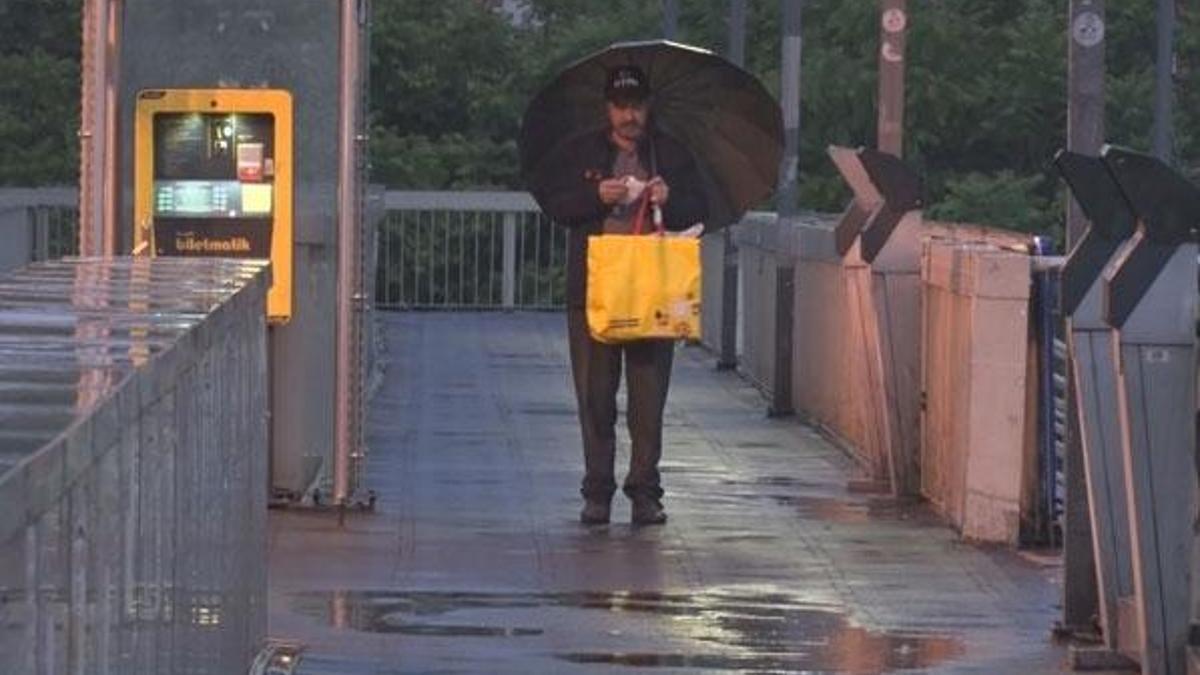 İstanbul'da yağmur gece boyunca etkili oldu
