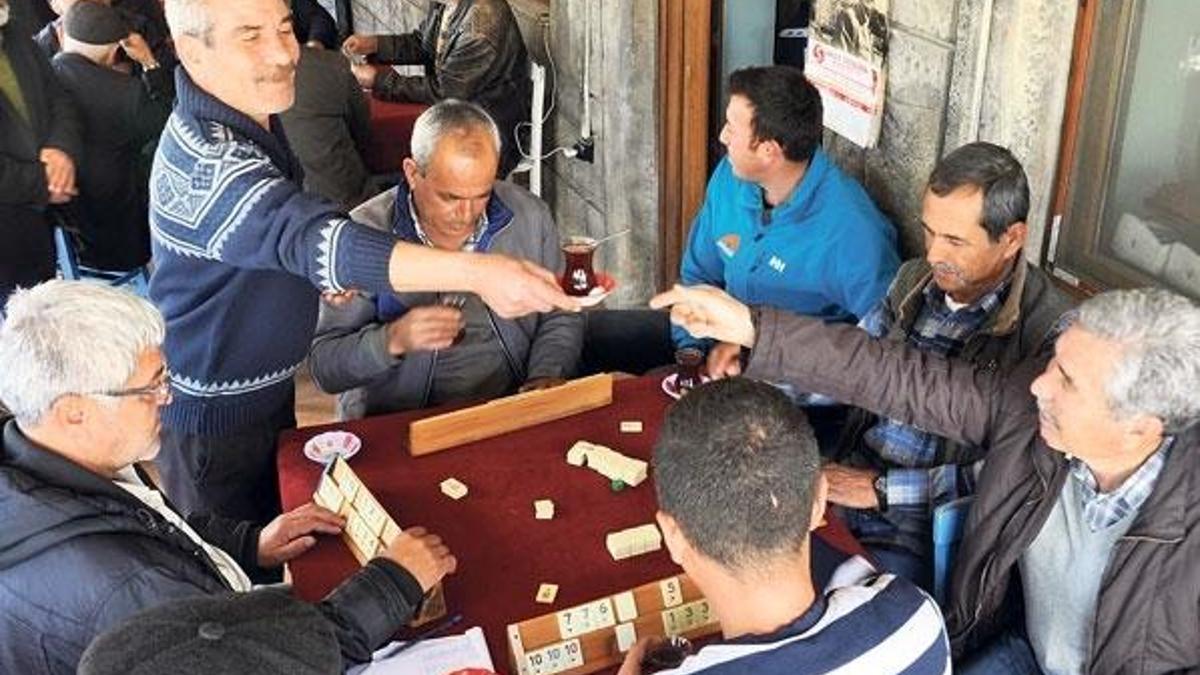 Kahvehanelerde ince belliye elveda! Yancılık bitiyor...
