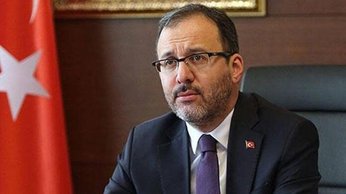 Bakan Kasapoğlu, Gençlik Merkezleri ve Gençlik Kampları'nda uygulanacak tedbirleri duyurdu