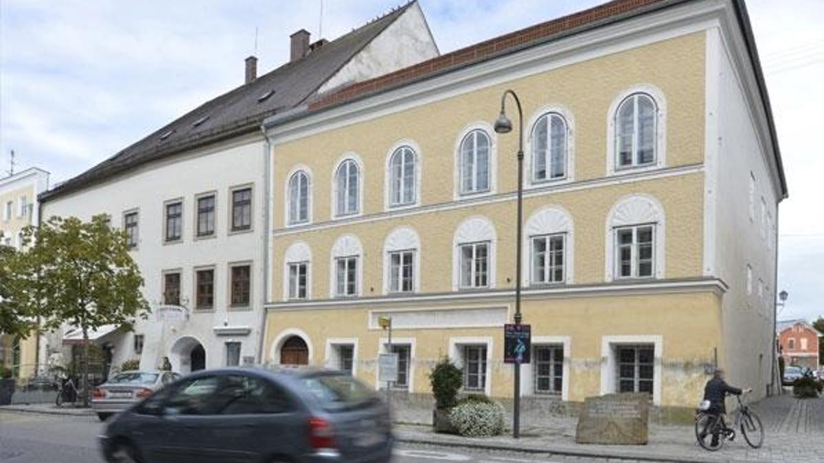 Avusturya’da Hitler’in doğduğu evi polis merkezine dönüştürecek proje tanıtıldı