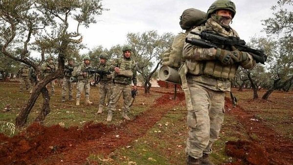 Türkiye'den flaş hamle! TSK İdlib hava sahasını çembere aldı...