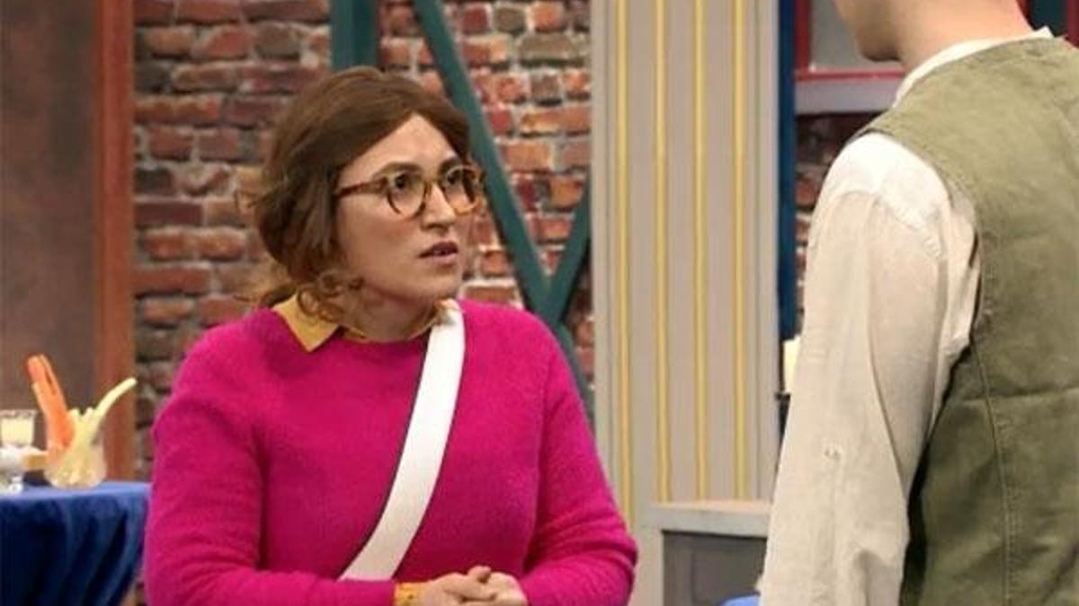 ÇGH 2 atölyeden yeni çıkan skeçlerle geliyor!