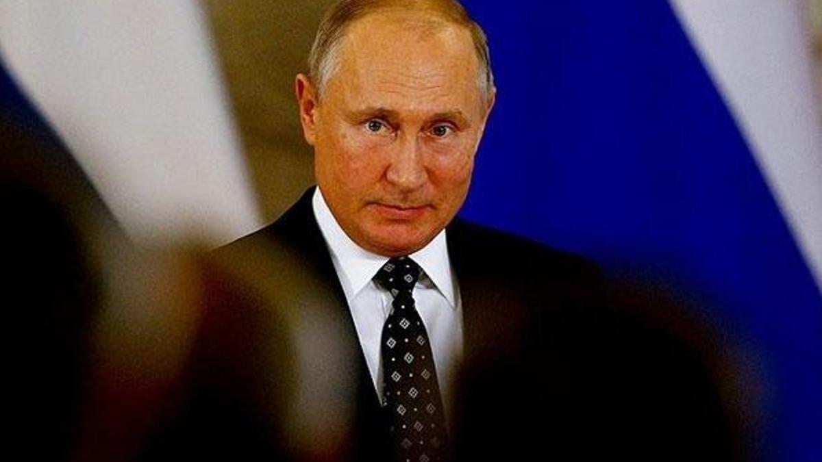 Putin'i çileden çıkaran olay! Yöneticileri televizyonda azarladı