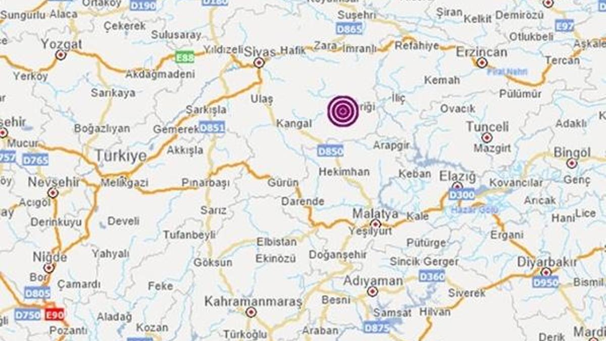 Sivas'ta deprem! Büyüklüğü...