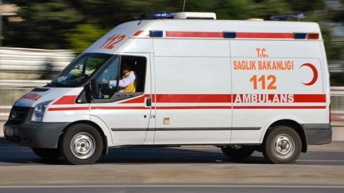 Salih bebek dünyaya gözlerini ambulansta açtı