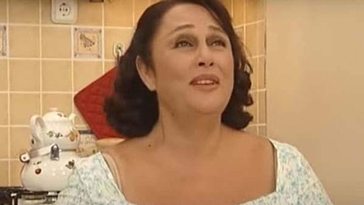 Ayşegül Atik kimdir? Ayşegül Atik neden öldü, hastalığı ne?