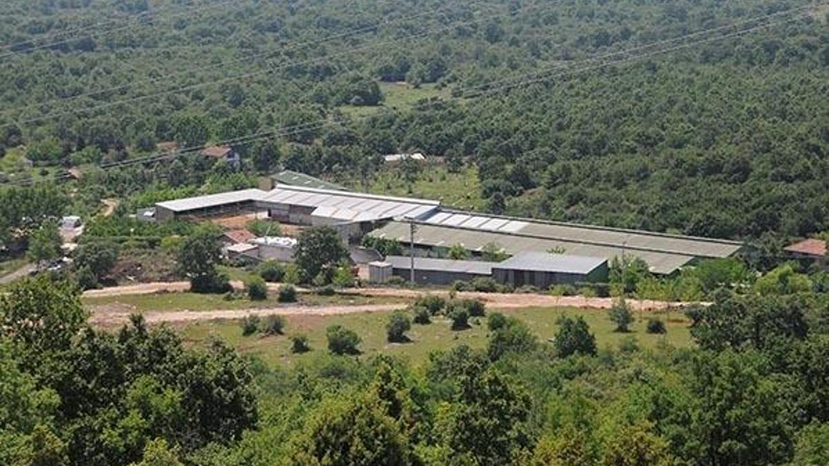 İYİ Parti'li Türkkan'a çiftliğindeki kaçak bölümler için 1 ay süre