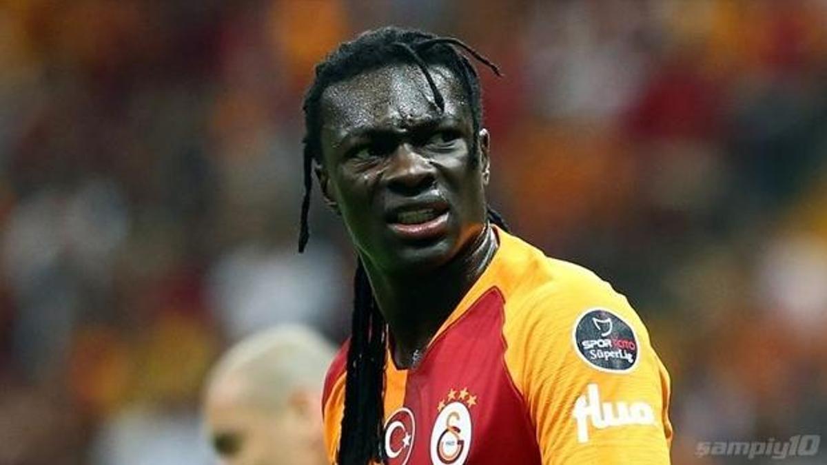 Eski Galatasaraylı Bafetimbi Gomis, Fenerbahçe taraftarını kızdırdı