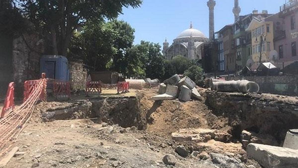 İstanbul'da İSKİ kazısında tarihi kalıntılar bulundu