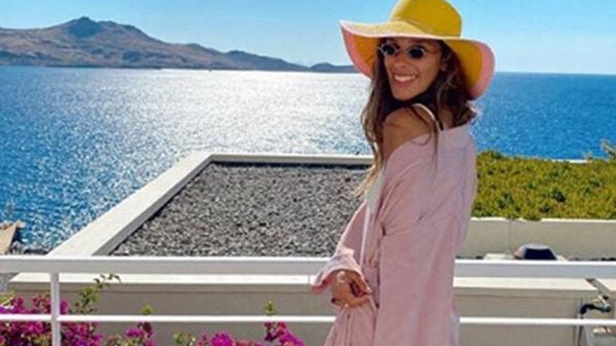 Dila Tarkan'dan balkon pozu