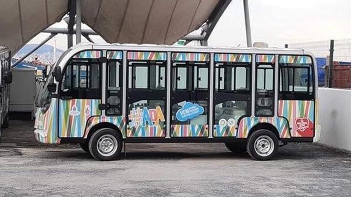 Adalar'da yeni dönem! Elektrikli araçların bir kısmı Büyükada'ya getirildi