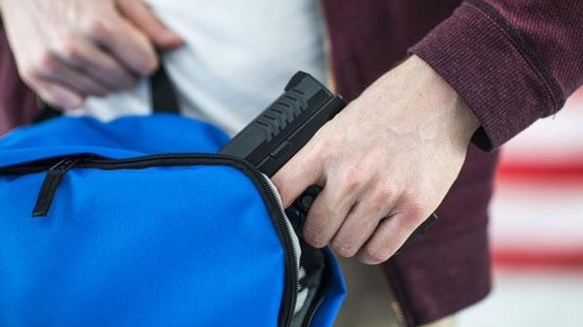Rusya'da 15 yaşındaki çocuktan cephanelik çıktı