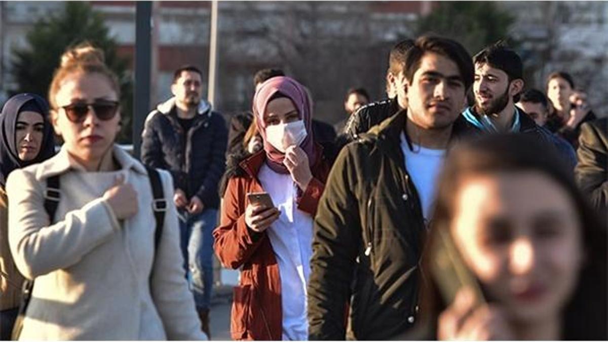 Bilim Kurulu üyesinden korkutan açıklama: İkinci dalga başladı...