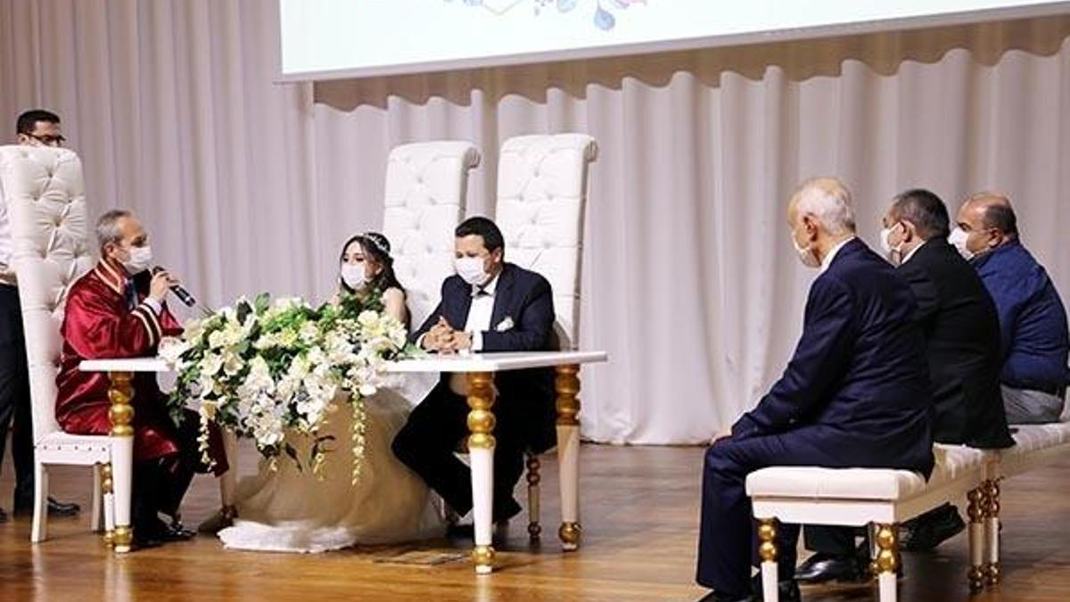 Nikah başvurularında eylül ayına tarih veriliyor