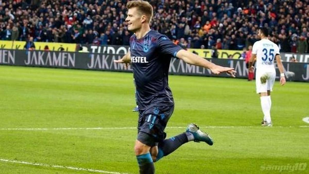 Borussia Dortmund'dan Sörloth hamlesi
