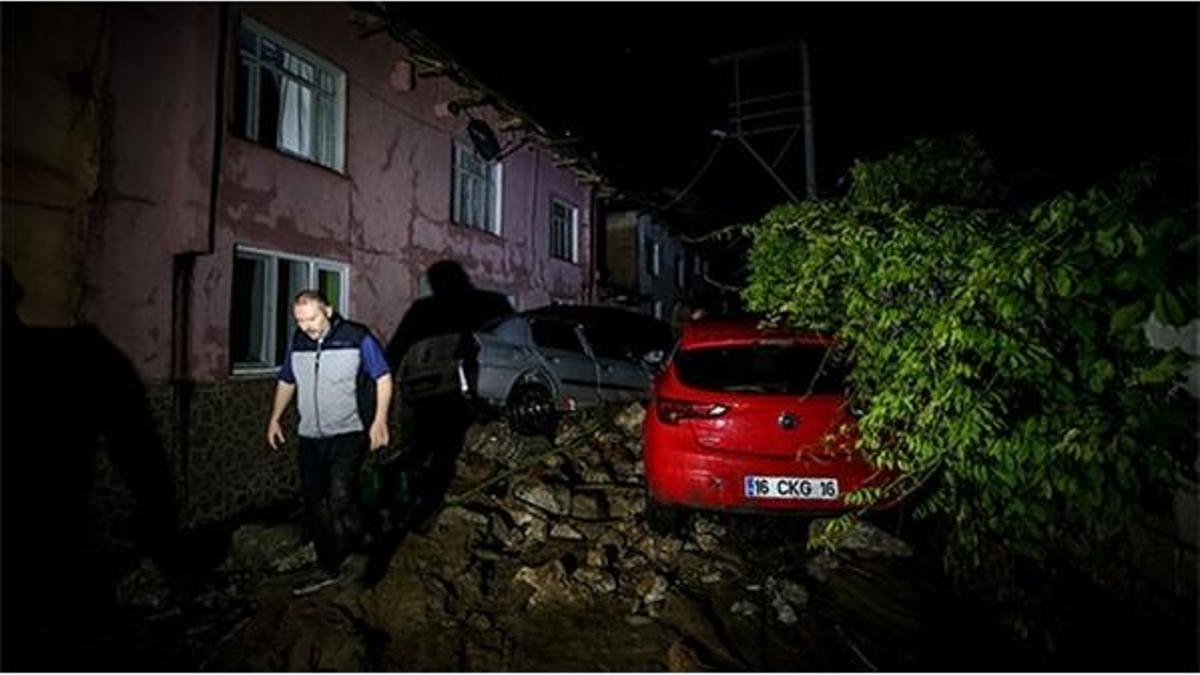 Bursa'da sel: 2 kişi hayatını kaybetti