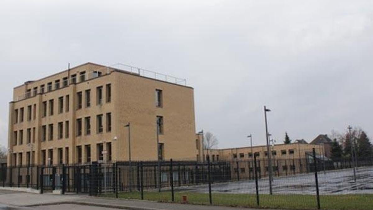 Almanya'da başkonsolosluk corona virüs nedeniyle geçici süreliğine kapatıldı