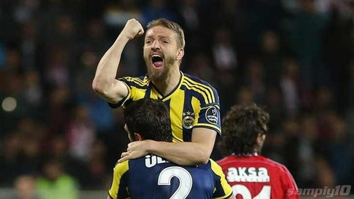 Fenerbahçe, Caner Erkin'le el sıkıştı! Maaşı...