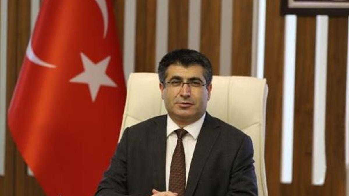 Semih Aktekin kimdir, nereli? Semih Aktekin Nevşehir Hacı Bektaş Veli Üniversitesi rektörü olarak atandı! Semih Aktekin hayatı…