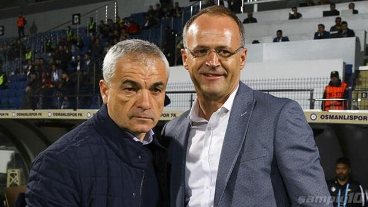 Bursaspor, teknik direktör İrfan Buz'a imza attırdı