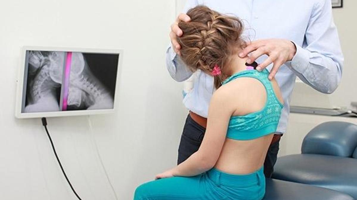 Her 10 çocuktan 4’ünün duruş bozukluğu var