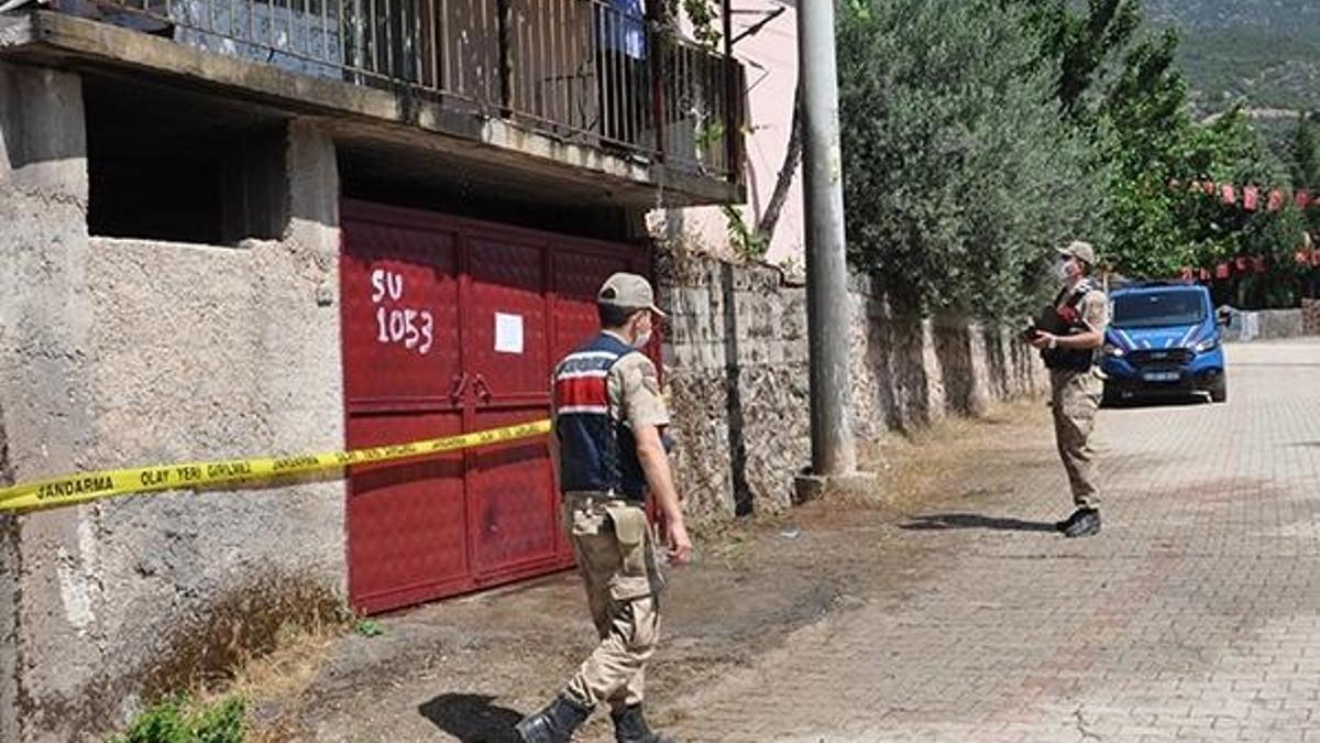 Korkulan oldu! Giriş çıkışlar kapatıldı, onlarca kişiye...