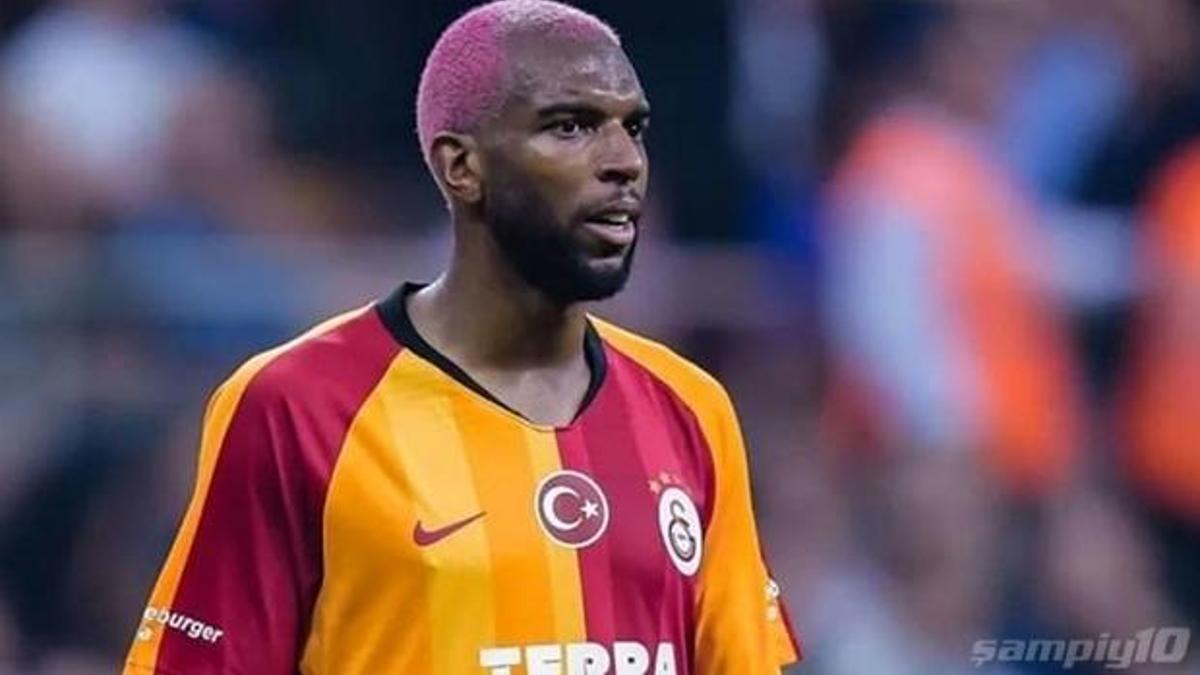 Galatasaray'ın gözden çıkardığı Ryan Babel'e Zenit kancası