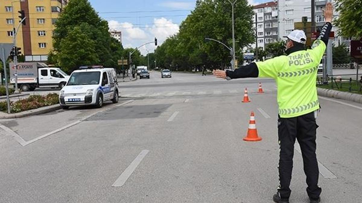 81 ilde sokağa çıkma yasağı ne zaman başlıyor? Hafta sonu sokağa çıkma yasağı saat kaça kadar olacak? Sokağa çıkma yasağı saatleri