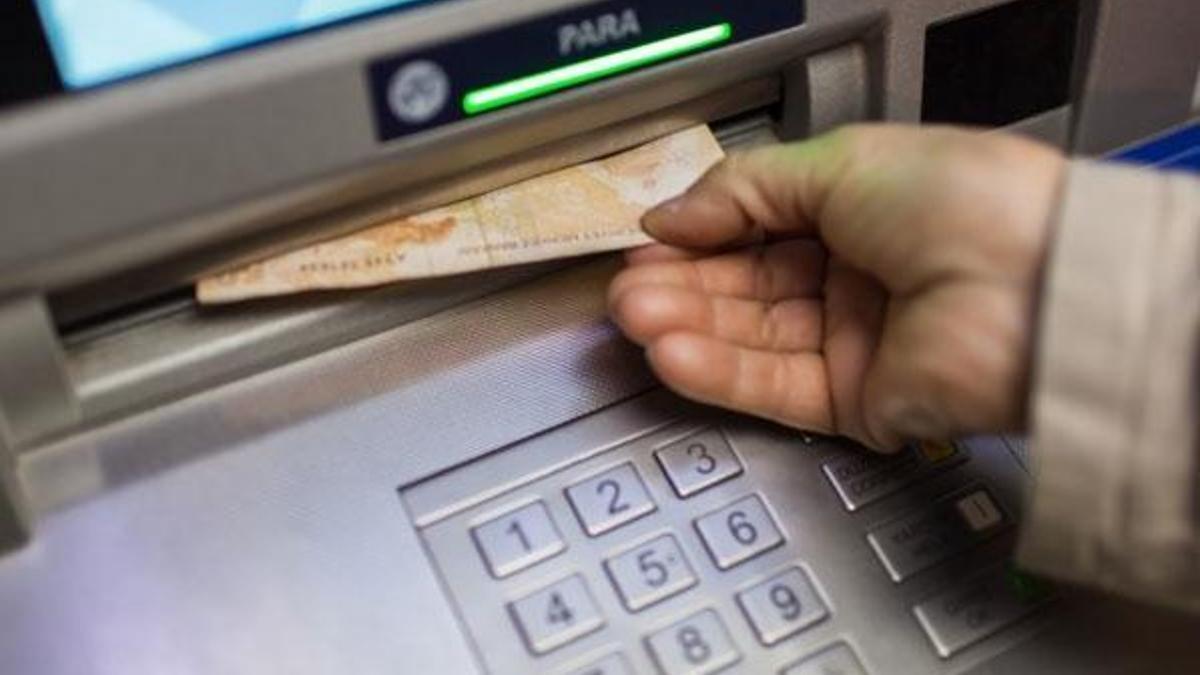 İşsizlik ve kısa çalışma ödemeleri başladı