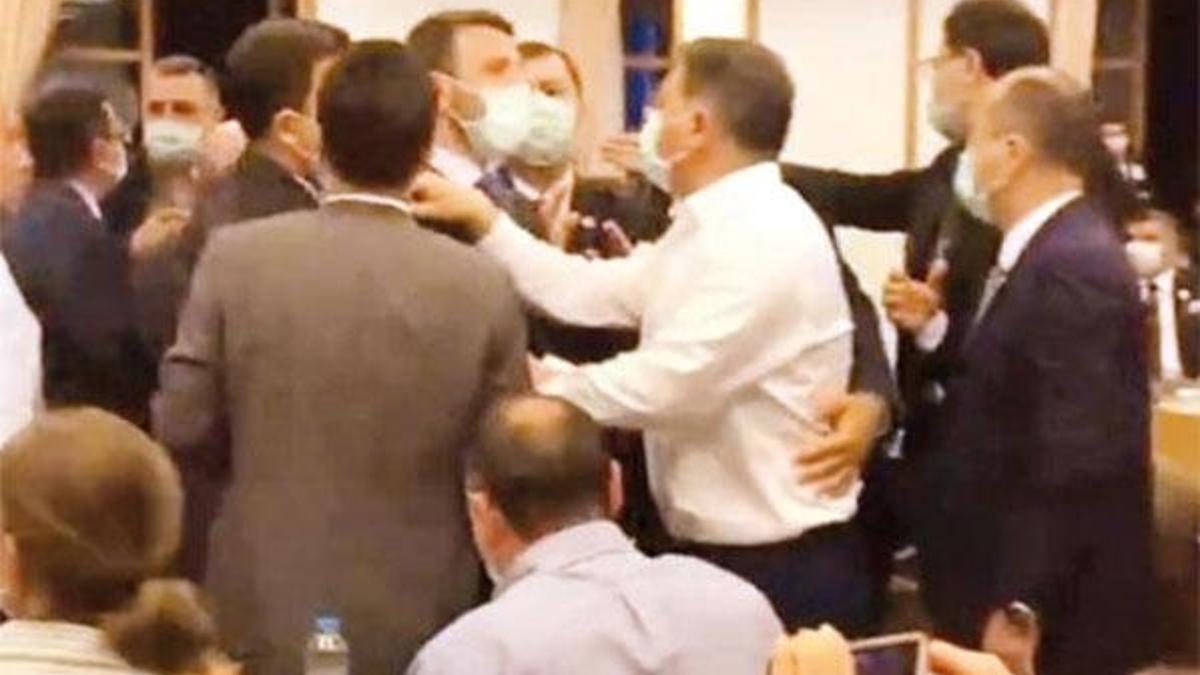 Meclis’te Führer tartışması