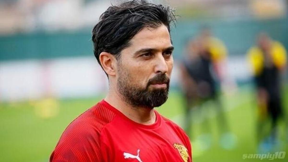 Göztepe'de İlhan Palut istifa etti, yönetim kabul etmedi!