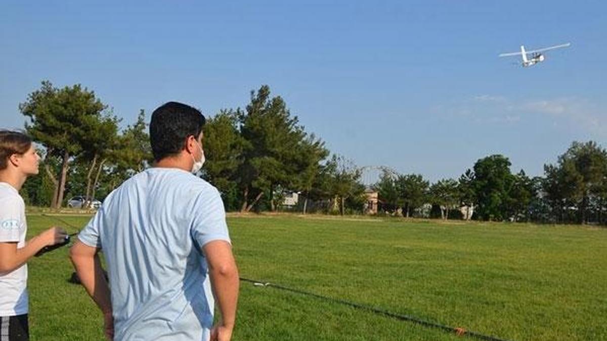 Tekirdağlı gençler 'en iyi' İHA'yı yapmak için çalışıyor