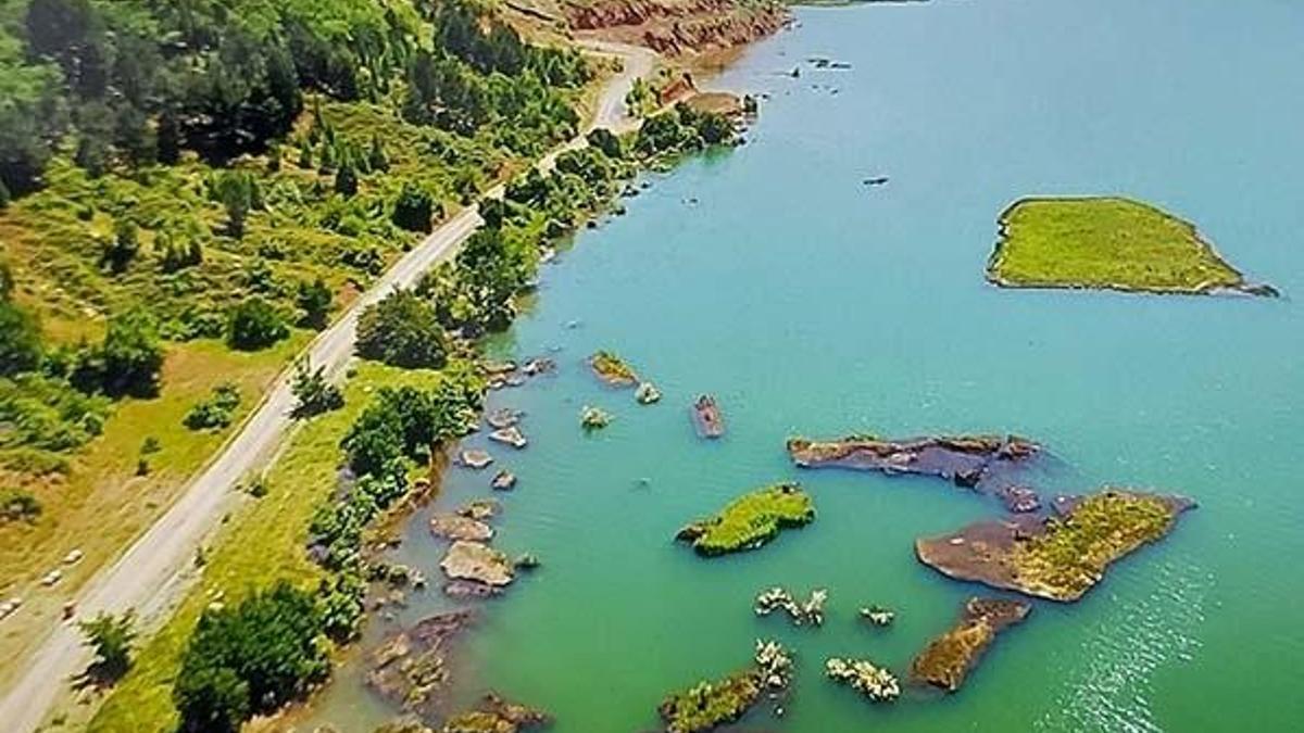 Yüzen adalar yeniden ziyarete açıldı