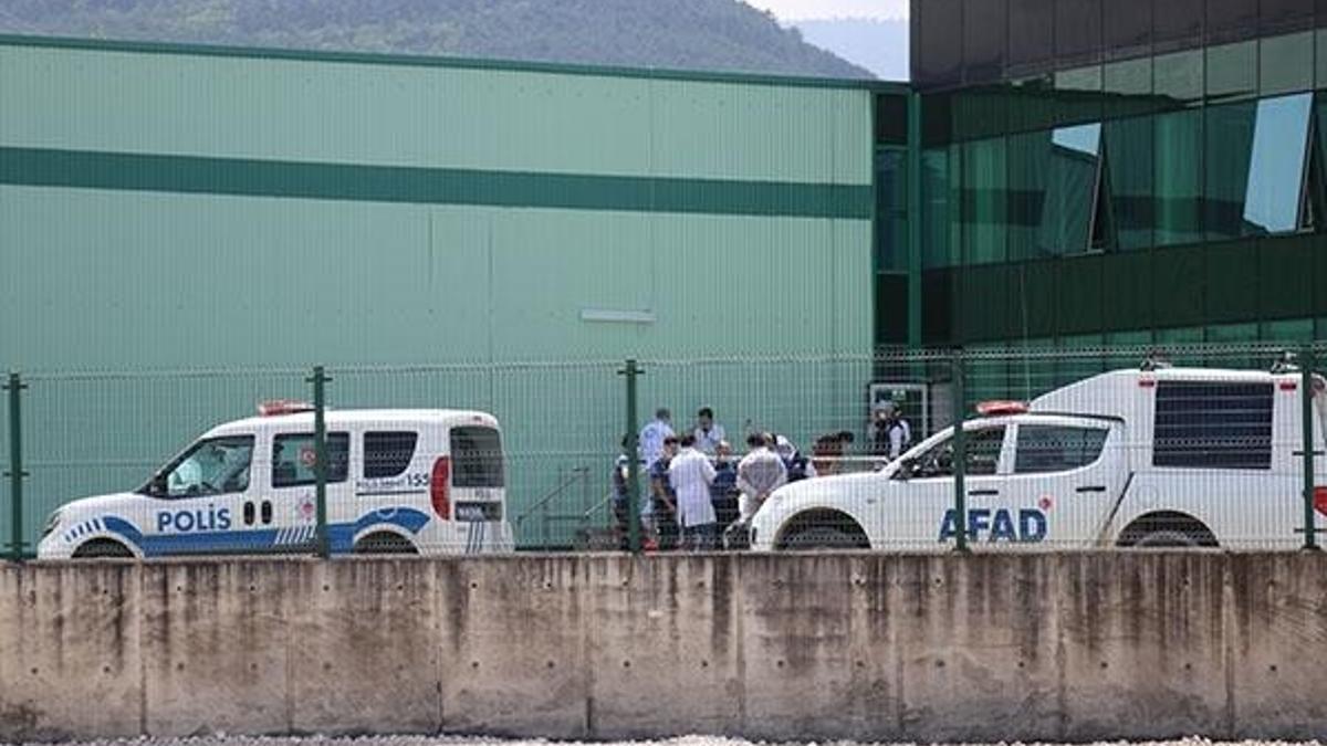 Beyaz et tesisinde amonyak gazı sızdı: 7 işçi hastanelik oldu
