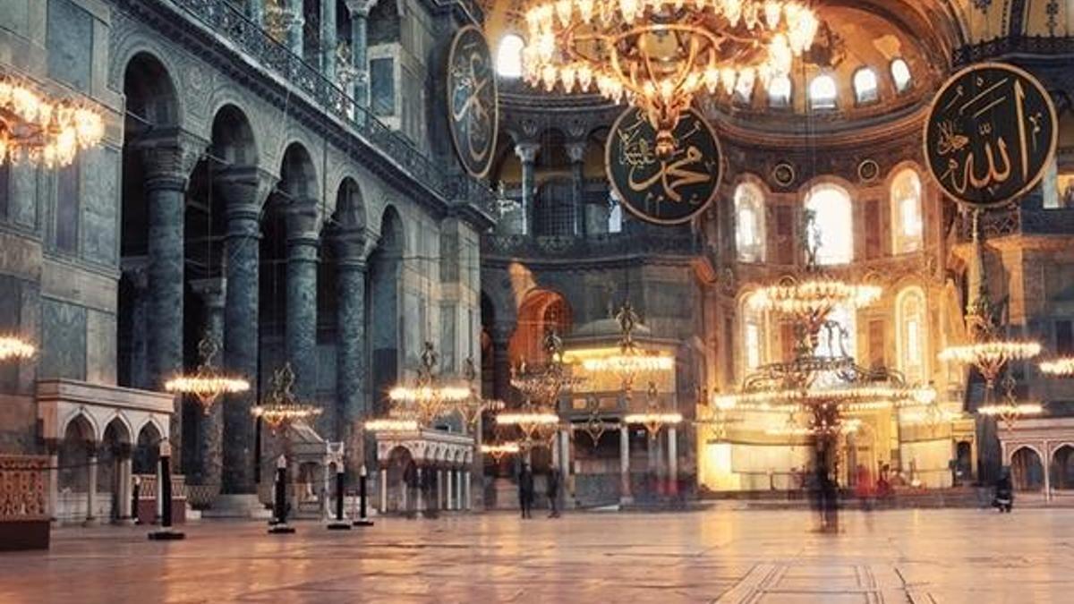 Ayasofya'da ilk namaz ne zaman kılınacak? Cumhurbaşkanı Erdoğan açıkladı!