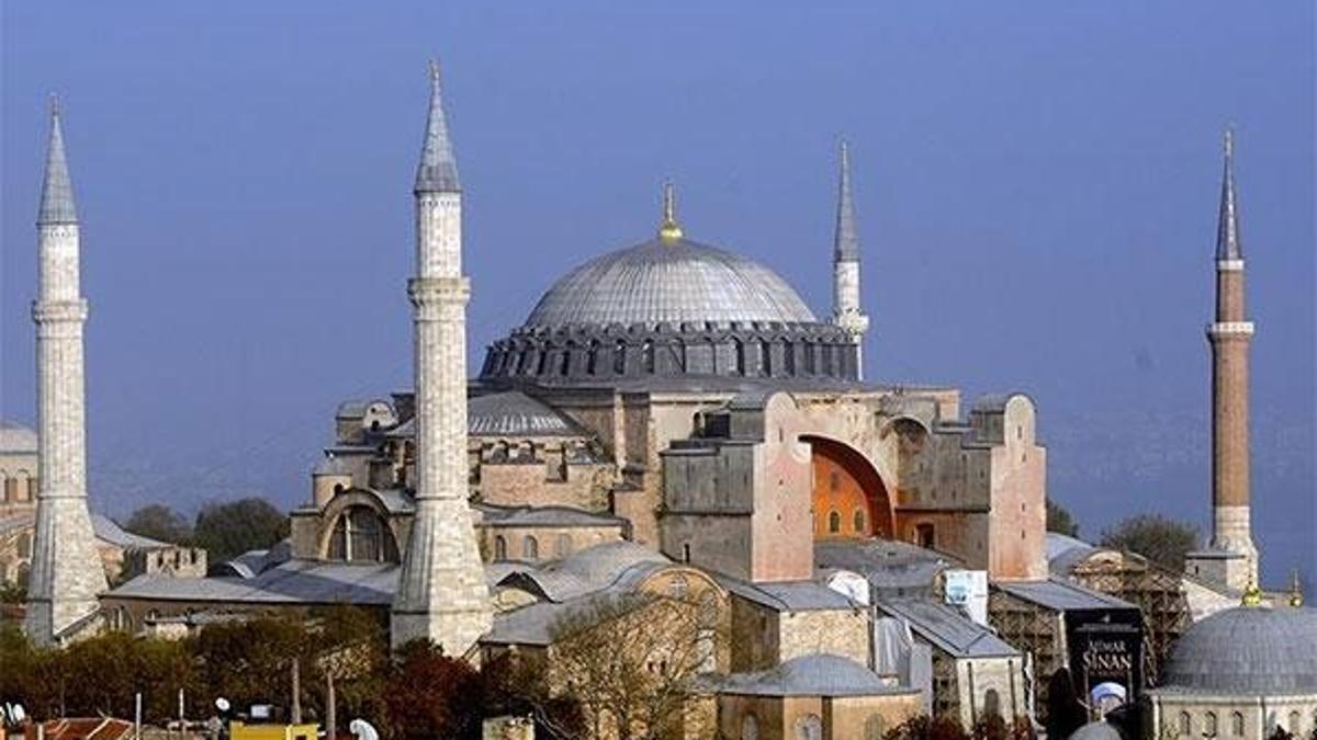 Bakanlık açıkladı! Ayasofya'da kritik sorular cevap buldu