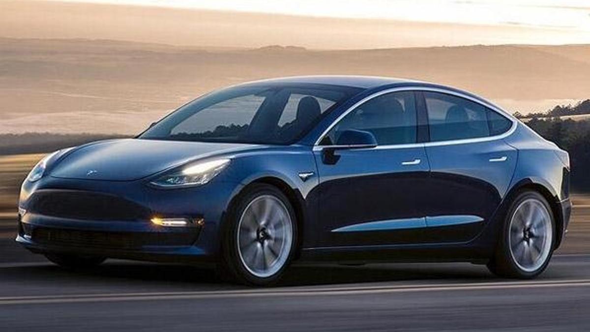 Tesla fiyat indirdi!