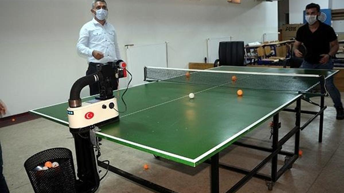 Yerli ve milli masa tenisi top atma robotu üretildi