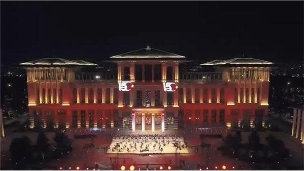 Külliye'de "15 Temmuz Destanı" sahnelendi