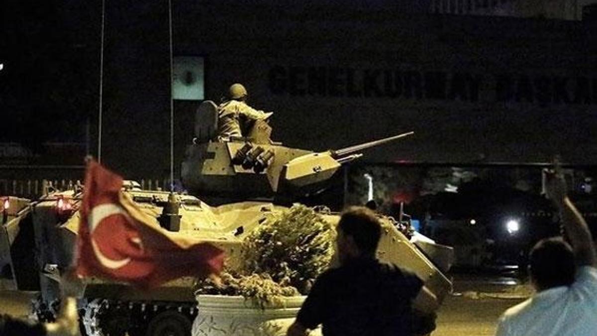 FETÖ ihanetinin faturası 1.3 trilyon TL